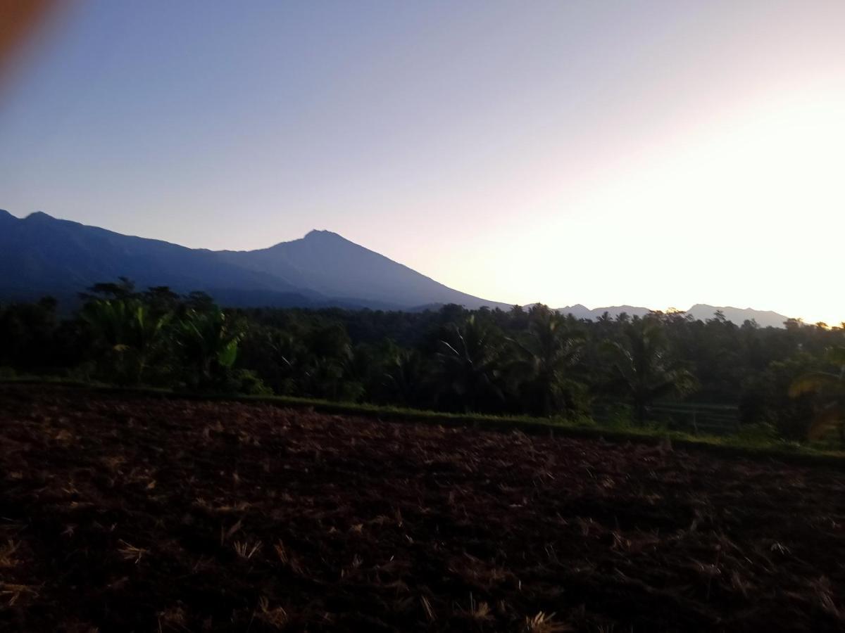 Tetebatu Sunrise Homestay Экстерьер фото