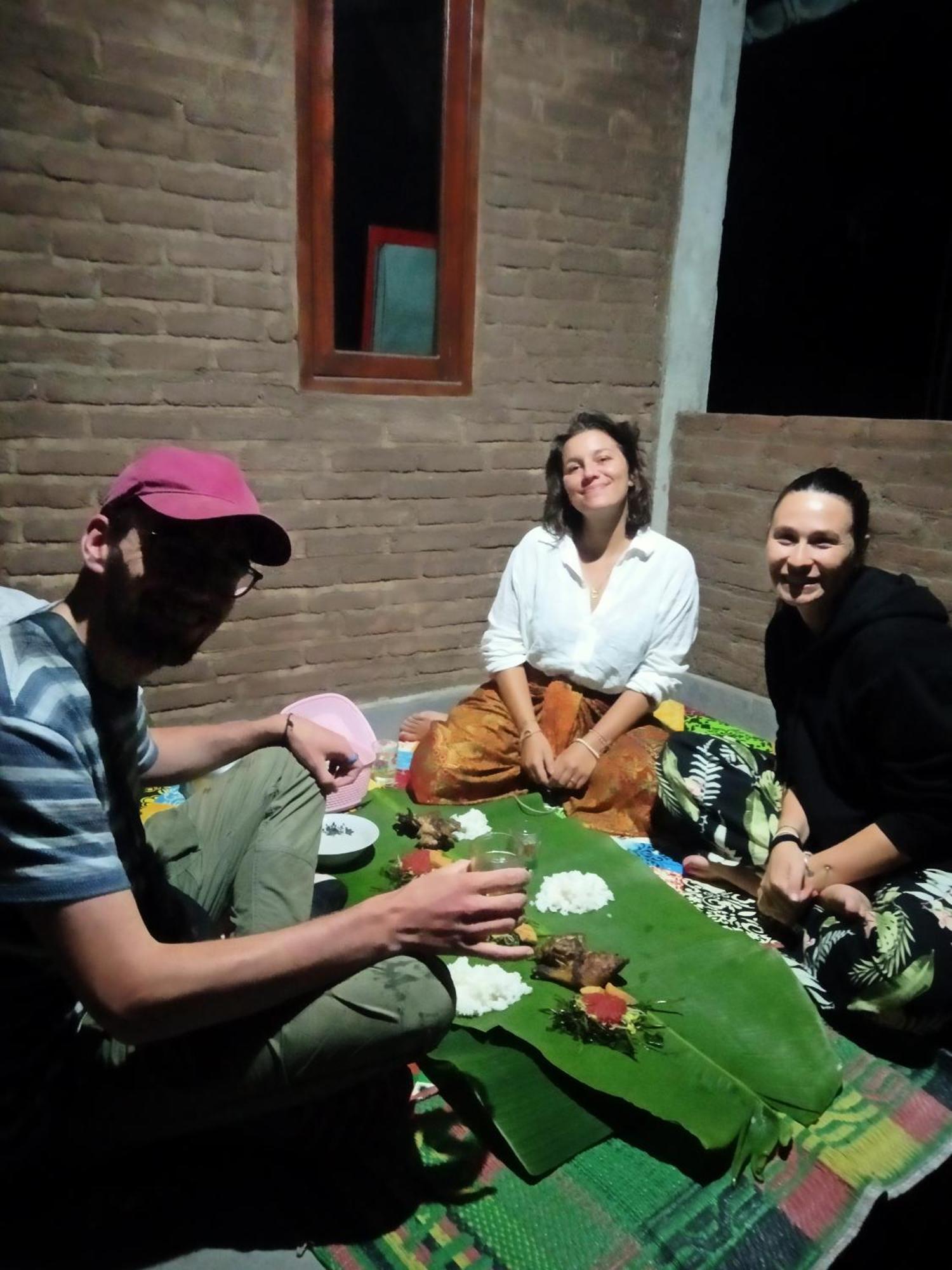 Tetebatu Sunrise Homestay Экстерьер фото