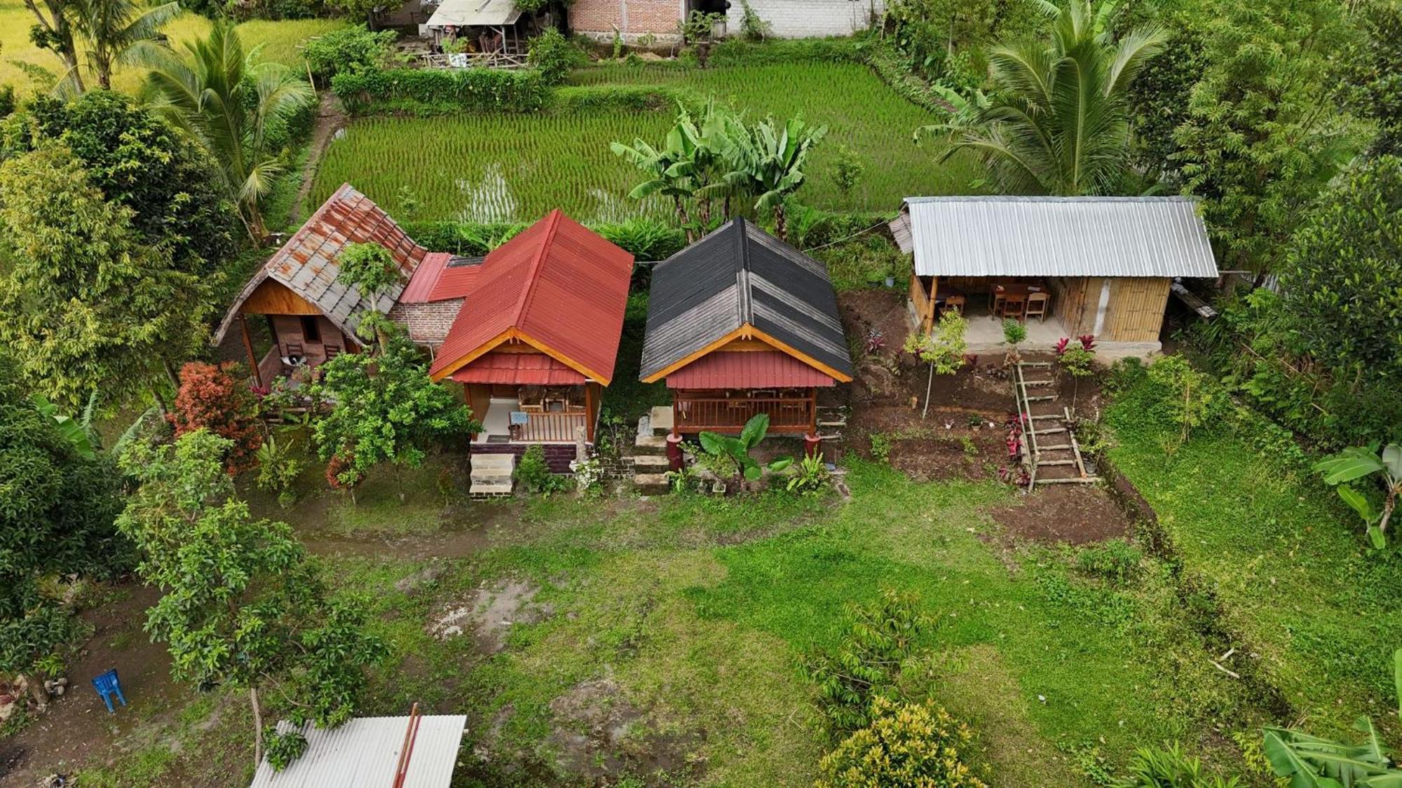 Tetebatu Sunrise Homestay Экстерьер фото